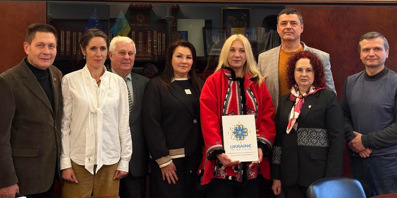 НУОЗ України імені Шупика та Міжнародний жіночий рух підписали меморандум про співпрацю