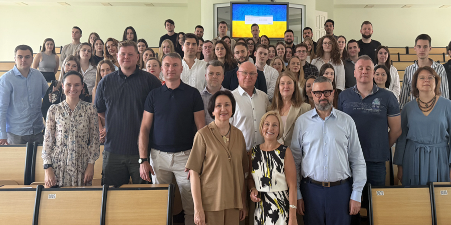 Вступна конференція лікарів-інтернів за спеціальністю «Стоматологія»