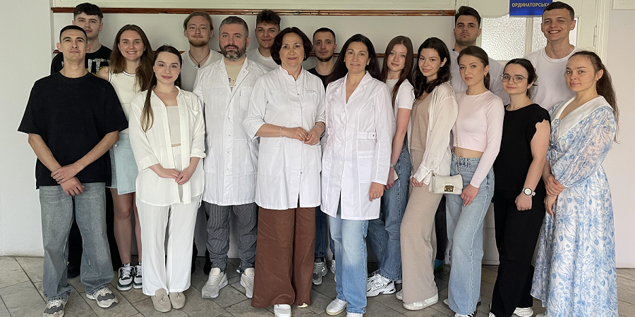 Освітня частина інтернатури на кафедрі терапевтичної та дитячої стоматології