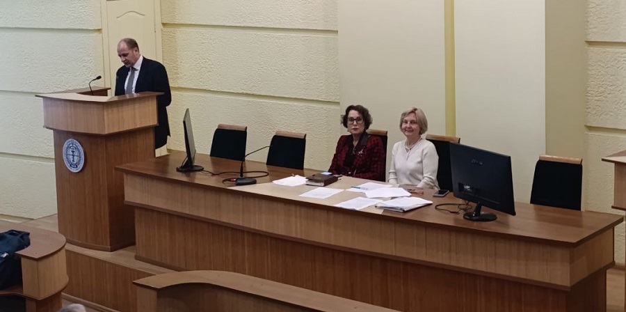 У Навчально - науковому інституті професійної досконалості відбулися збори трудового колективу 