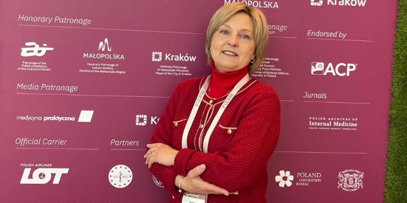 International communications are a necessary component of the development medical education