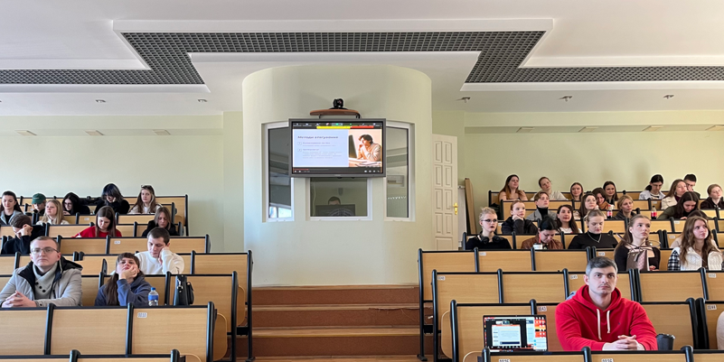 Протидія втягуванню молоді у протиправну діяльність