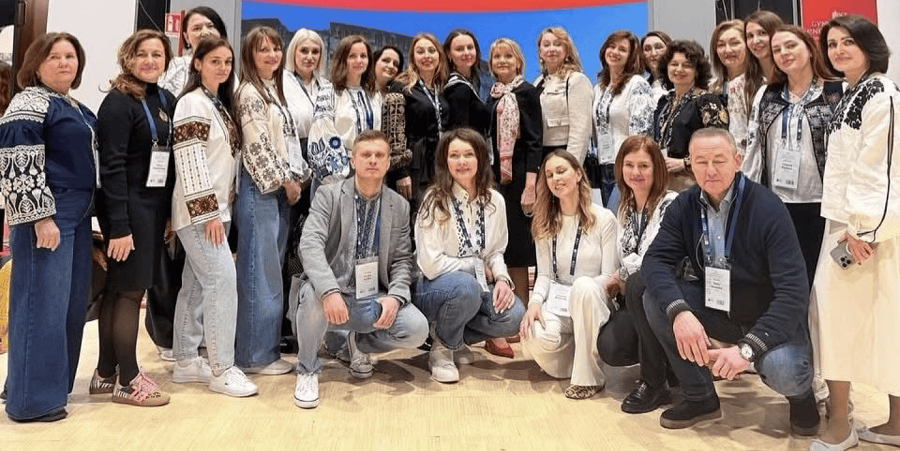 Науковці кафедри акушерства та гінекології взяли участь у ювілейному конгресі