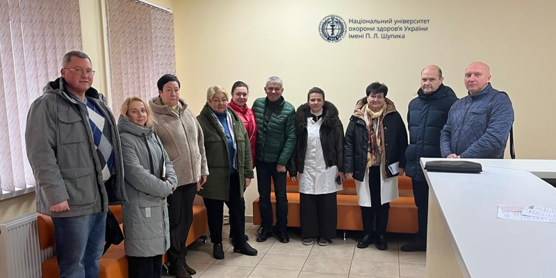 Об’єднання зусиль заради якості медичної допомоги: зустріч НУОЗ України імені П. Л. Шупика у Фастові
