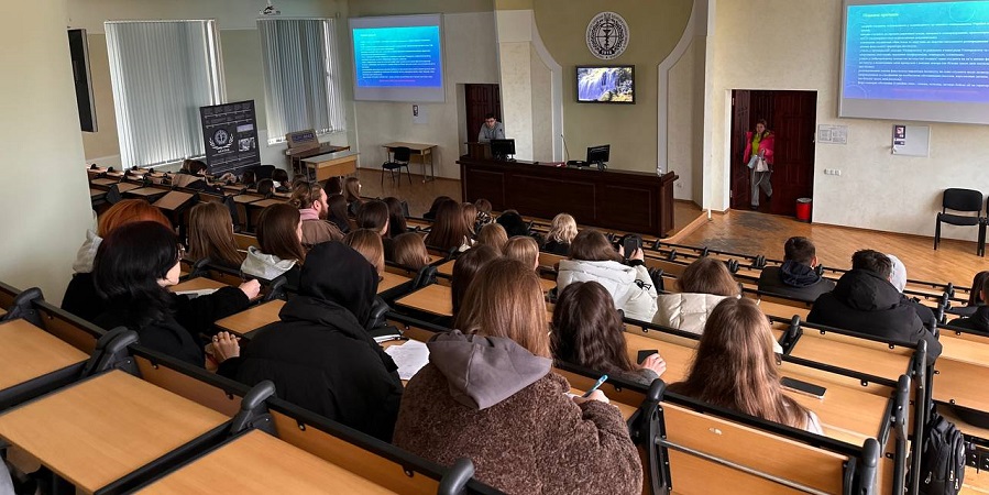 «Деканатська година» для студентів медичного факультету