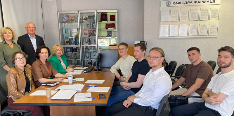 Аспірантура: поєднання традицій, інновацій та наукової глибини